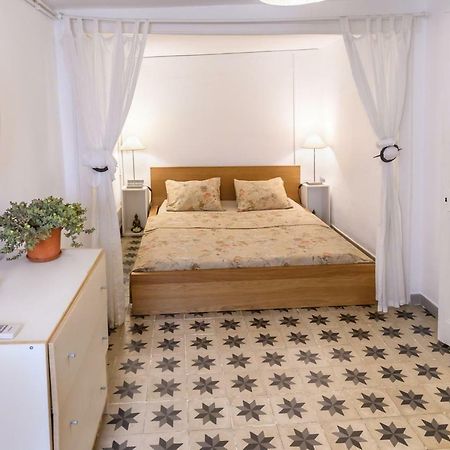 Private Roof Top Sant Antoni Barcelona Bagian luar foto
